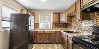 2 bedroom 1 bath with porch Gallery 1