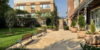 44075 PIPELINE Plaza Gallery 43