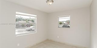 18931 NW 33rd Pl Gallery 11