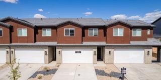 Beautiful 3 Bedroom Townhome. Cat friendly! Gallery 1