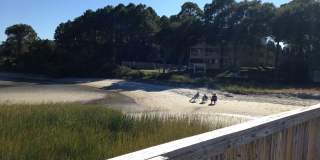 Furnished Two-Bedroom Coastal Condo | North End of Hilton Head Gallery 9