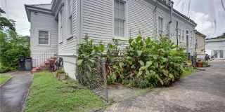 821 BORDEAUX Street Gallery 14
