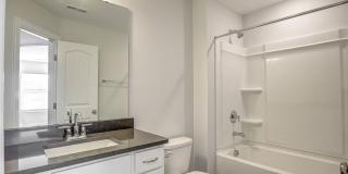 3/2.5 Townhome Close to Southpoint w/ Garage! Gallery 28