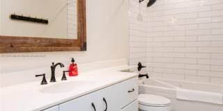 1120 N 13th Terrace Gallery 17