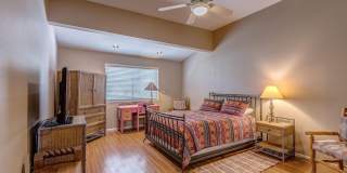 836 E Camino Diestro Gallery 38