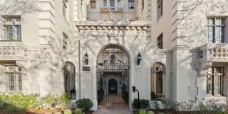 308 N Sycamore Gallery 1