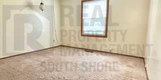 Sprawling 3Bed/2Bath Ranch in the Heart of Valpo Gallery 5