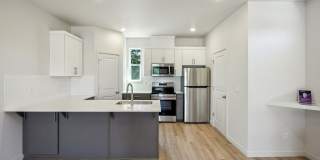 Holmes Lane Gallery 3