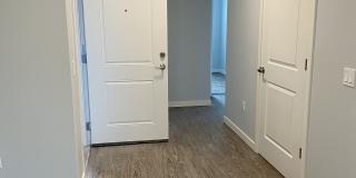 Queen Court Apartments Gallery 16