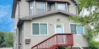 Nice 3 Bedroom, 1 Bathroom Home – Available Now Gallery 1