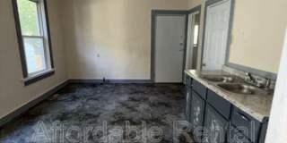 1306 W Scott St- Rear East Gallery 10