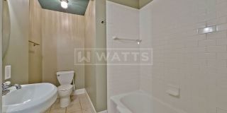 Charming 2BR/1BA Bungalow in Crestwood South Gallery 16