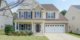 Lovely Large Family Home in Fuquay! Gallery 1