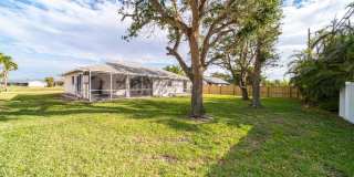 2228 Southeast 19th Avenue Gallery 12