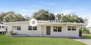 320 North Hilltop Drive Gallery 1