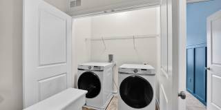 5303 GREENWICH Circle Gallery 14