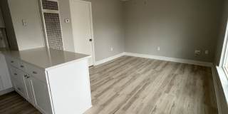 426 Lincoln St. Gallery 1