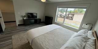 Month-to-Month 3bed 2.5 bath Whitefish Townhouse for rent - Walking distance to downtown. Gallery 31