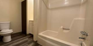 Amazing 1BR in Desirable Plum Area! Beautiful Exposed Brick and Air Conditioning! Call Today! Gallery 7