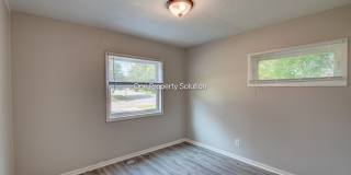 5649 East 13th Place Gallery 11