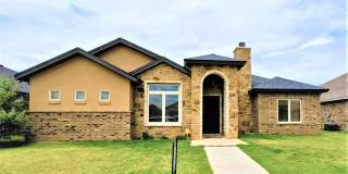 SPACIOUS 3/2/2 HOME CLOSE TO THE MEDICAL DISTRICT AND TEXAS TECH Gallery 1