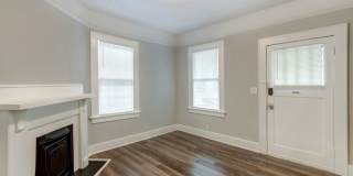 Newly Renovated 2BR/1BA Home In Downtown Savannah Gallery 3