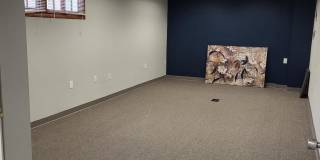 19 E GERRARD Street Gallery 4