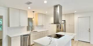 2869 Thistle Court North Gallery 19