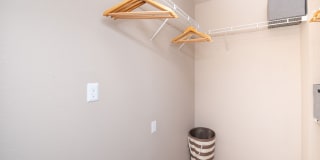 Brisa at Shadowlake Gallery 35