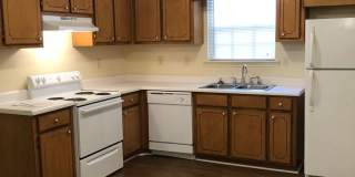 2 Bedroom 1.5 Bath Townhouse in Flowery Branch Gallery 1