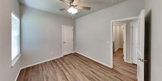 Luxury 3 Bedroom 2 Bathroom Townhome in Piedmont Schools- Neighborhood Park and Basketball Court Gallery 16