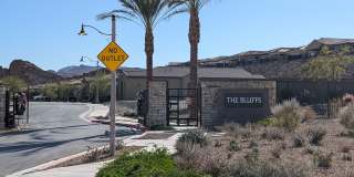 Immaculate 3 Bedroom Furnished Smart Home in Lake Las Vegas – A Tranquil Desert Oasis Gallery 9