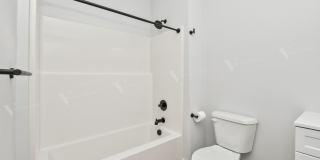 The Knoll Gallery 28