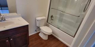 Central location and great price Gallery 7