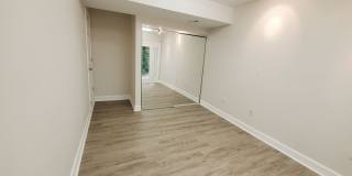 Room in 6 Bedroom Home at Henslowe Dr Gallery 22