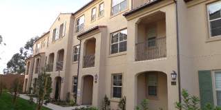 Amazing 4 Bedroom/3.5 Bathroom Townhome Amazing 4 Bedroom/3.5 Bathroom Townhome Gallery 1