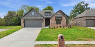 Beautiful Newer Construction 4-Bedroom Home in Sand Springs Gallery 1