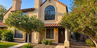 Charming 2 Bedroom 2 Bath Townhouse Gallery 1