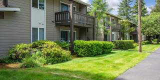 Audubon Square Gallery 24