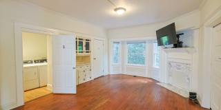 The Carina Victorian Home near the Row! Gallery 5