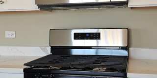 Brand New Douglas Fir-2Br/2Ba Rental Home-Second Floor Gallery 9