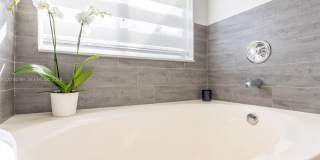 16894 Crestview Ln Gallery 37