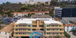 Lauretta Landing Gallery 9