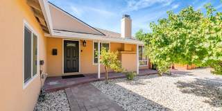 Beautifully Maintained 3-Bedroom Home l Huge Lot l Near Santana Row Gallery 1