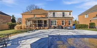 1137 Kingsbury DR Gallery 37