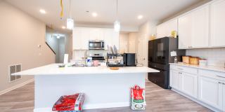 4872 Avery Ct. Gallery 5