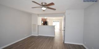 Great 2BR/2.5BA Murfreesboro townhome less than 2 miles from MTSU! Gallery 4