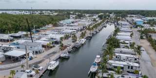 325 Calusa St Gallery 50