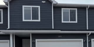 3 Bed 3 Bath Town Home Gallery 1