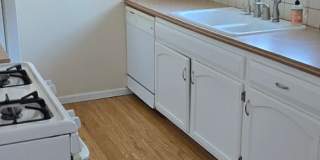 Charming 3-Bedroom+Bonus Room Home for Rent Gallery 1